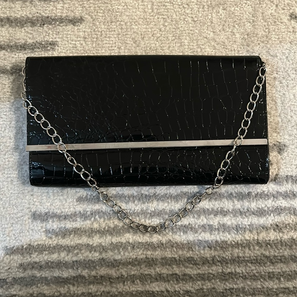 Faux croc clutch with a silver chain